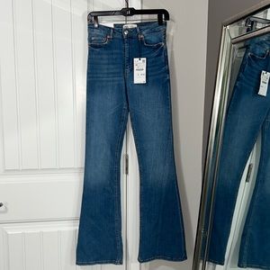ZARA high waist skinny flare jeans. NWT! Size 36/4US